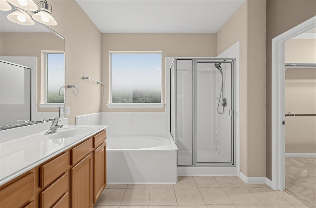 5812 Orchard Trail Drive Property Photo 17