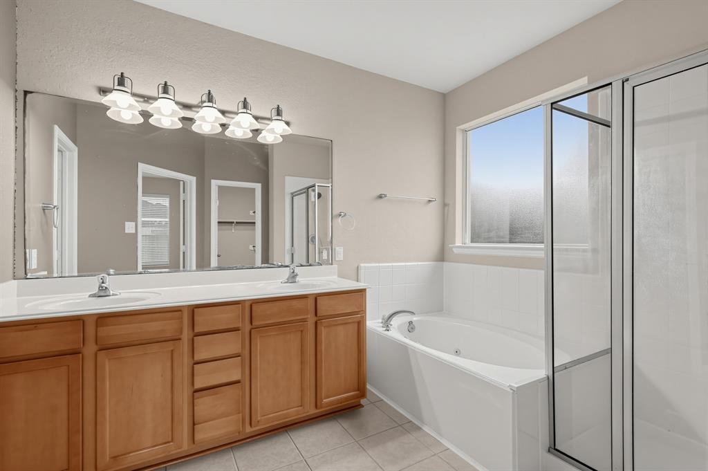 5812 Orchard Trail Drive Property Photo 18