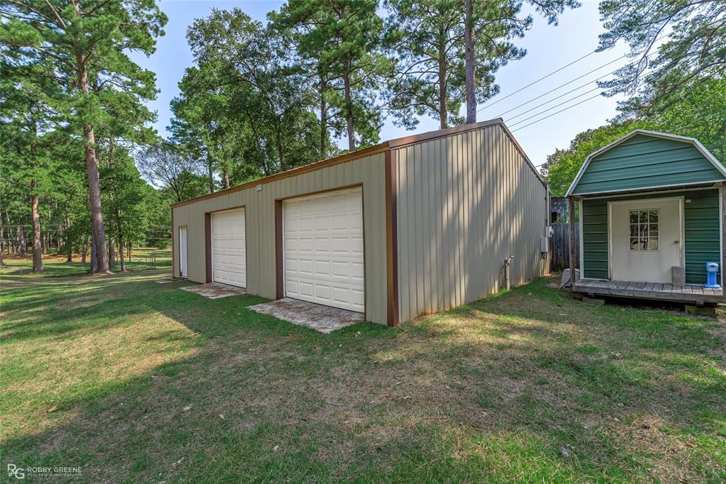 1176 Newell Drive Property Photo 2