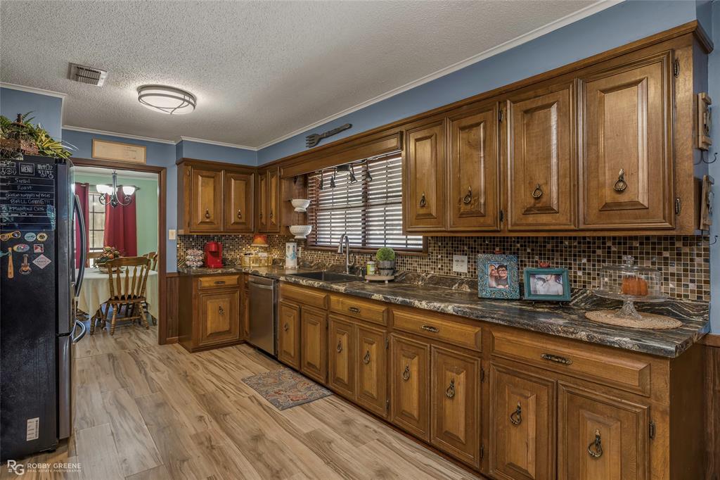 1176 Newell Drive Property Photo 12
