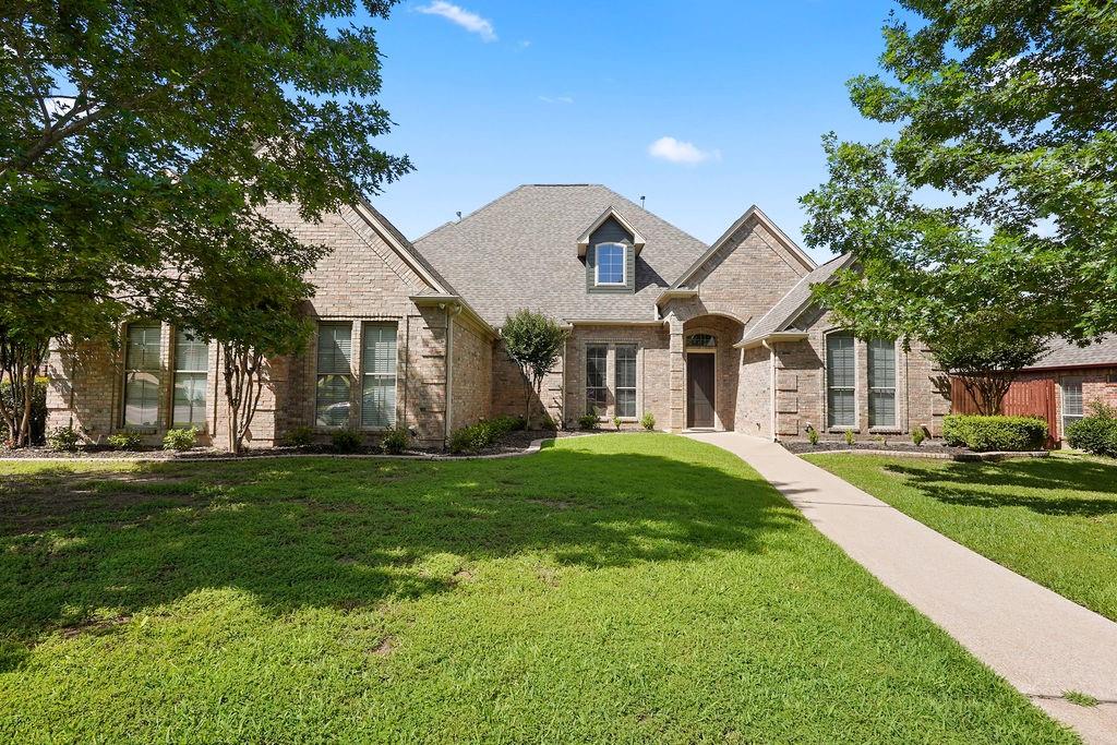 2322 Kingsmill Circle Property Photo 1