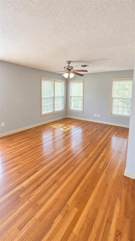 1874 Jeanette Street Property Photo 4
