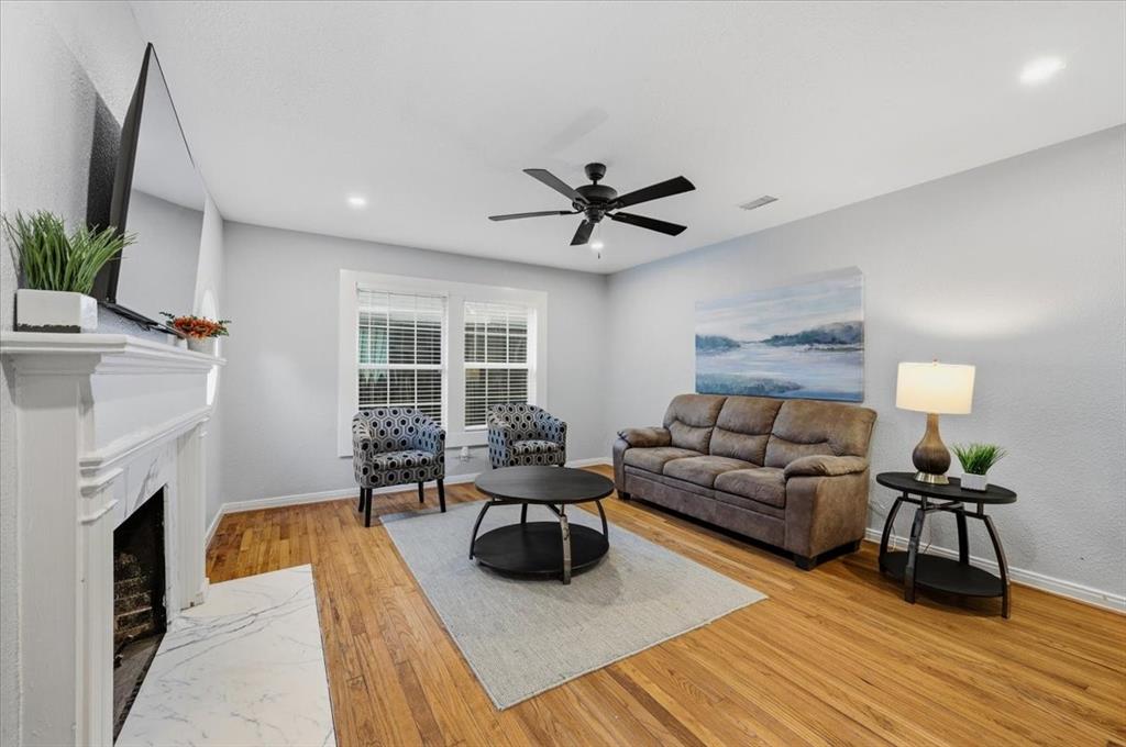 2614 Roanoke Avenue Property Photo 4