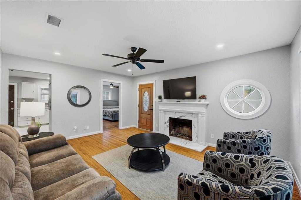 2614 Roanoke Avenue Property Photo 6