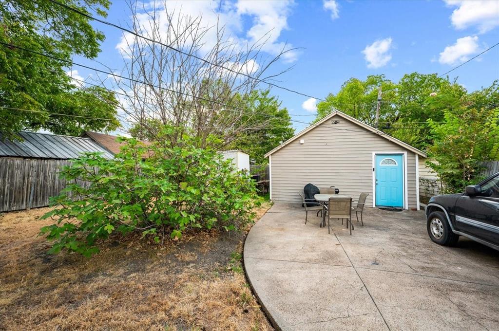 2614 Roanoke Avenue Property Photo 21