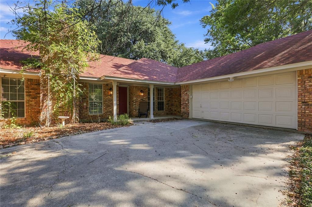 1309 Oxford Lane Property Photo 3