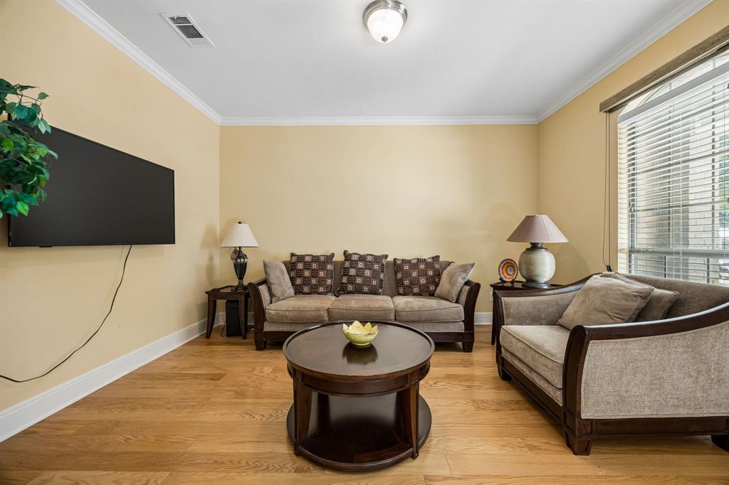608 Saddlehorn Drive Property Photo 14
