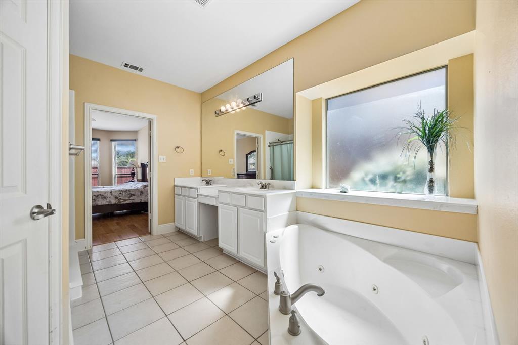 608 Saddlehorn Drive Property Photo 20