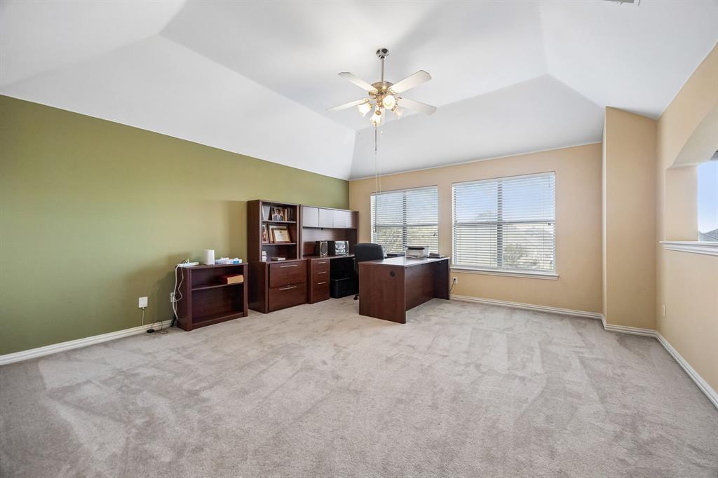 608 Saddlehorn Drive Property Photo 28