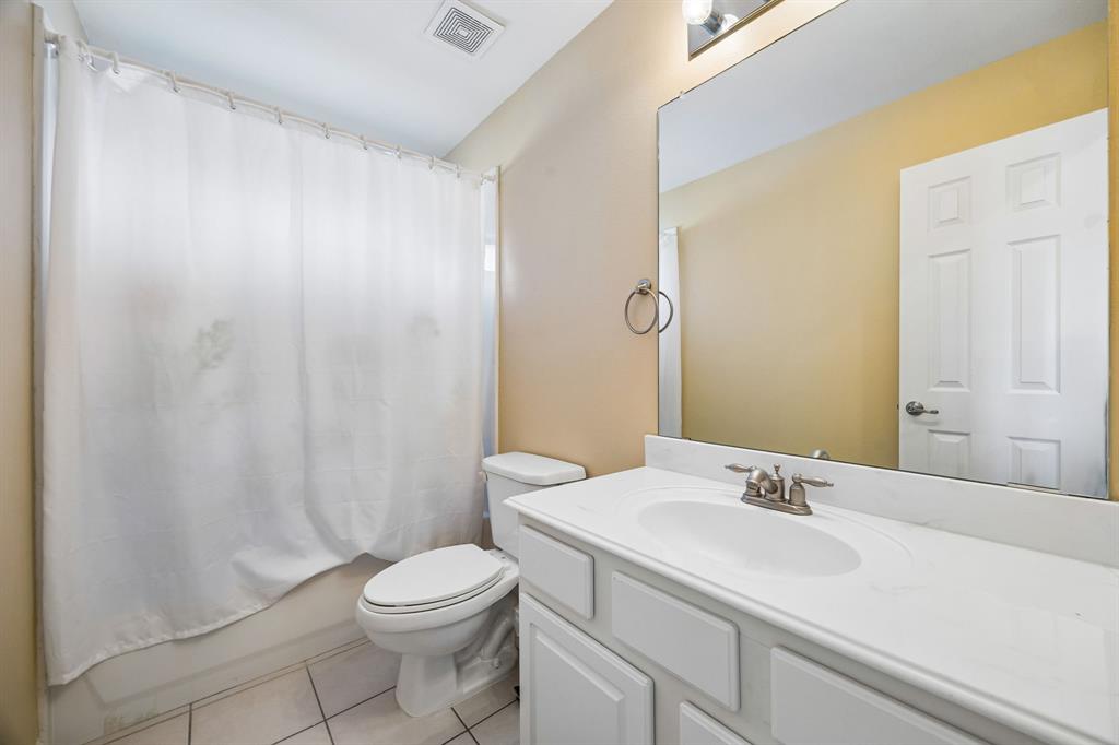 608 Saddlehorn Drive Property Photo 32
