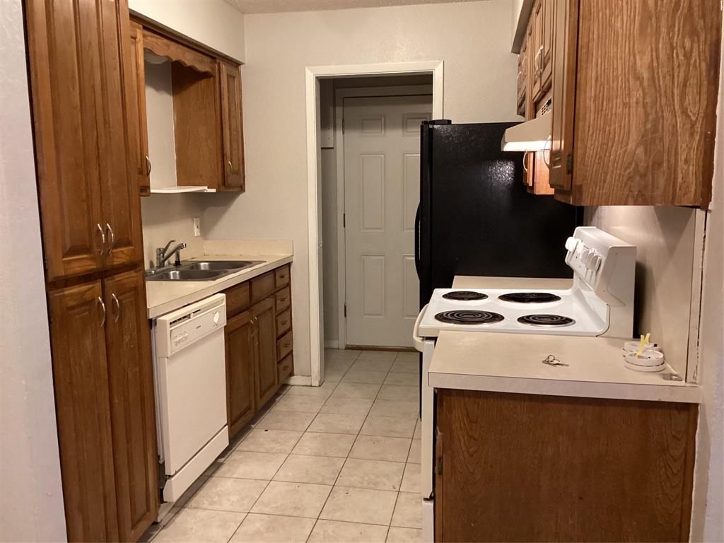 1152 Landsdale Lane Property Photo 4