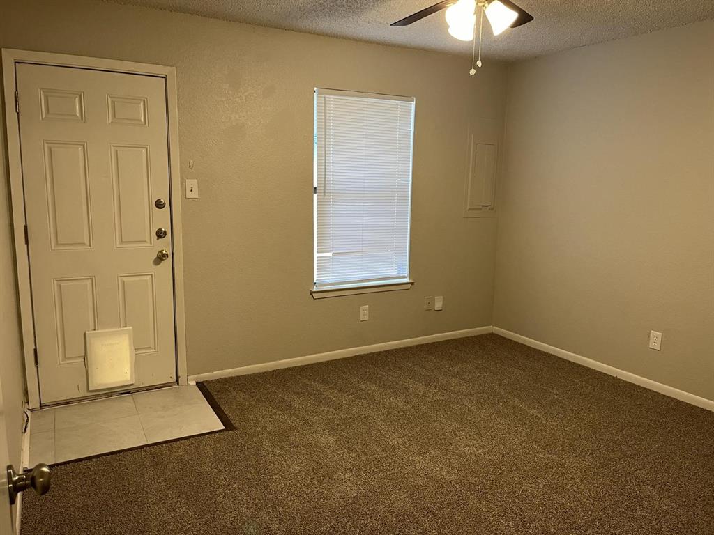 1152 Landsdale Lane Property Photo 7