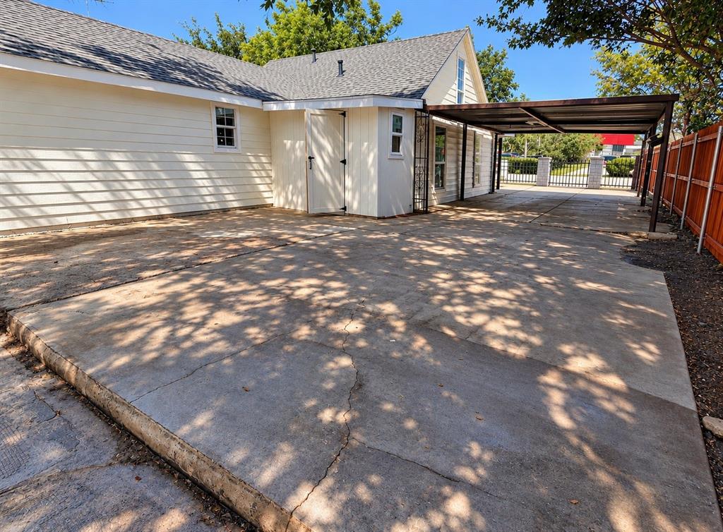 2940 Livingston Avenue Property Photo 6