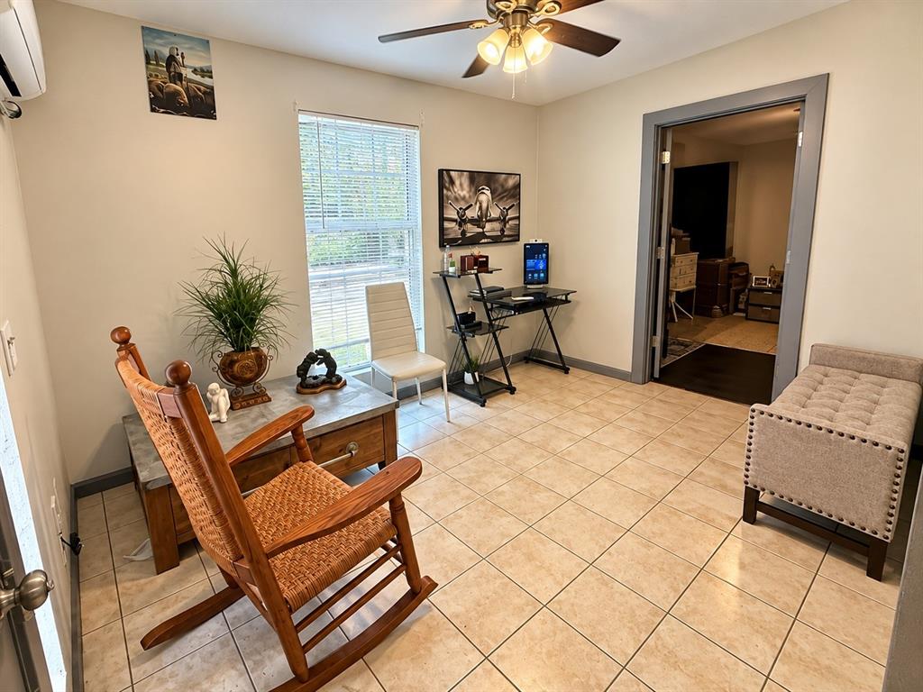 2940 Livingston Avenue Property Photo 17