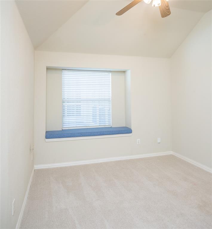 742 Yellowstone Drive Property Photo 16