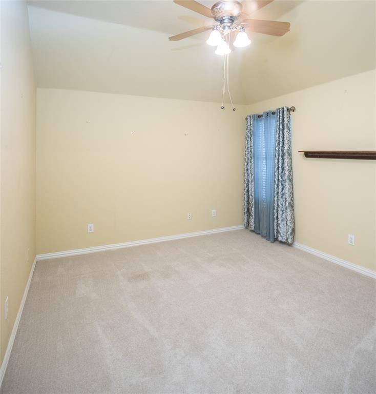 742 Yellowstone Drive Property Photo 17