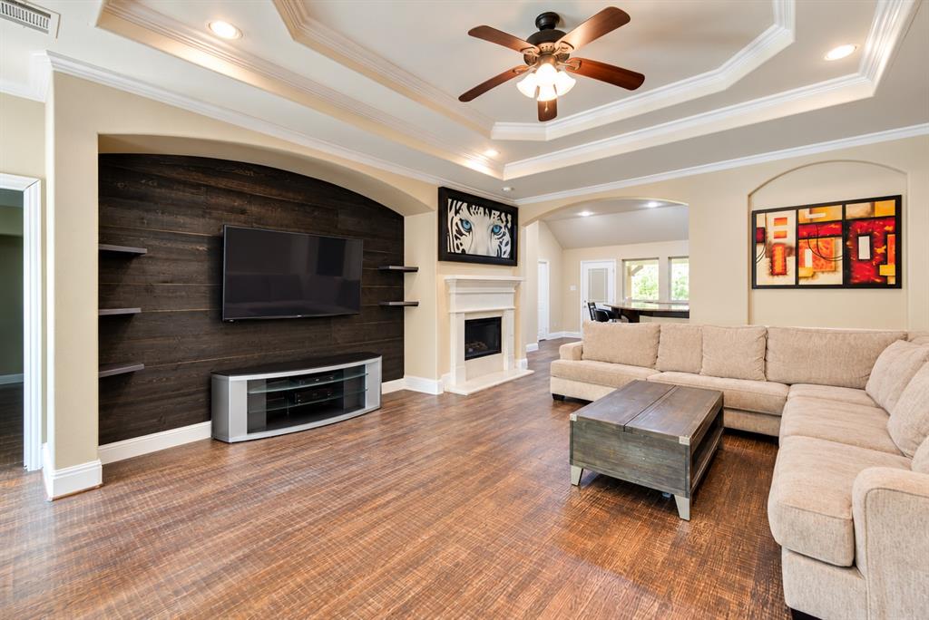 910 English Street Property Photo 4