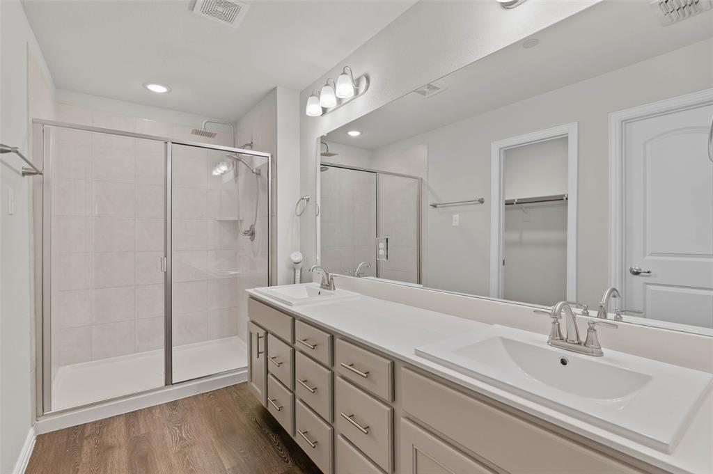 2228 Davenport Drive Property Photo 22