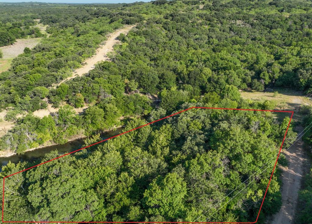 707 Trails Property Photo 4