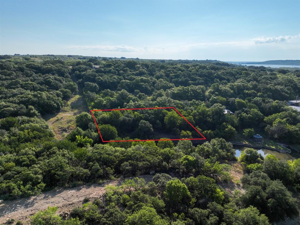 707 Trails Property Photo 6