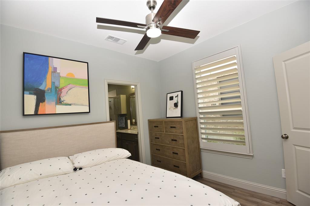 1022 Emil Place Property Photo 13