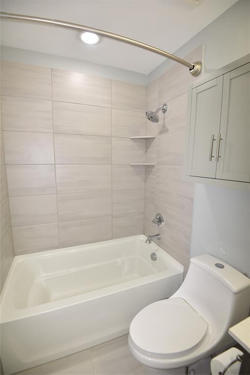 1022 Emil Place Property Photo 19
