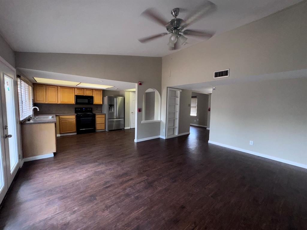 1610 Kingston Drive Property Photo 17