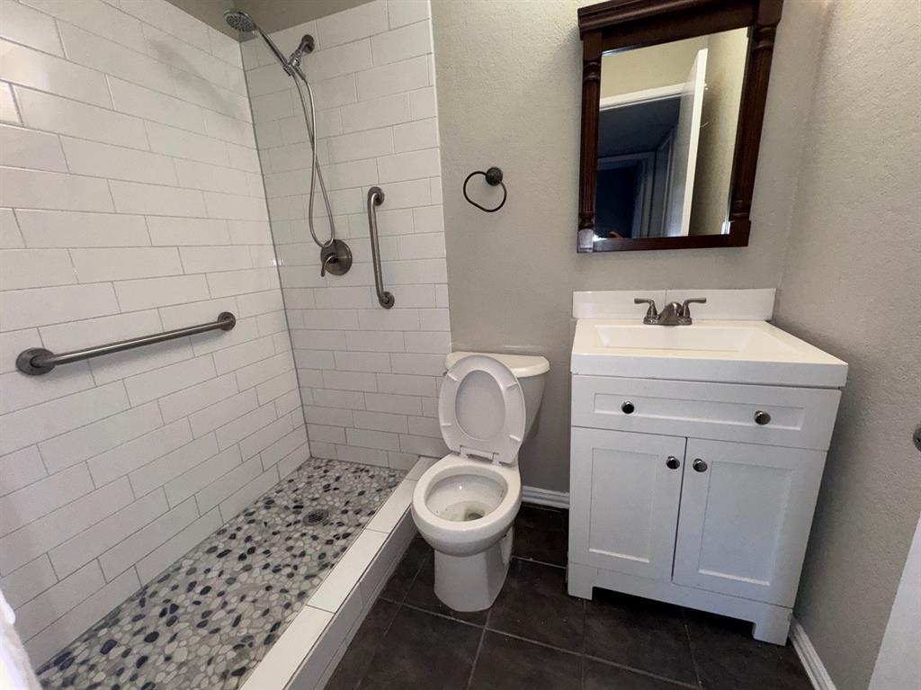 1610 Kingston Drive Property Photo 23