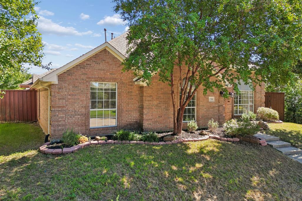 3700 Maywood Court Property Photo 2