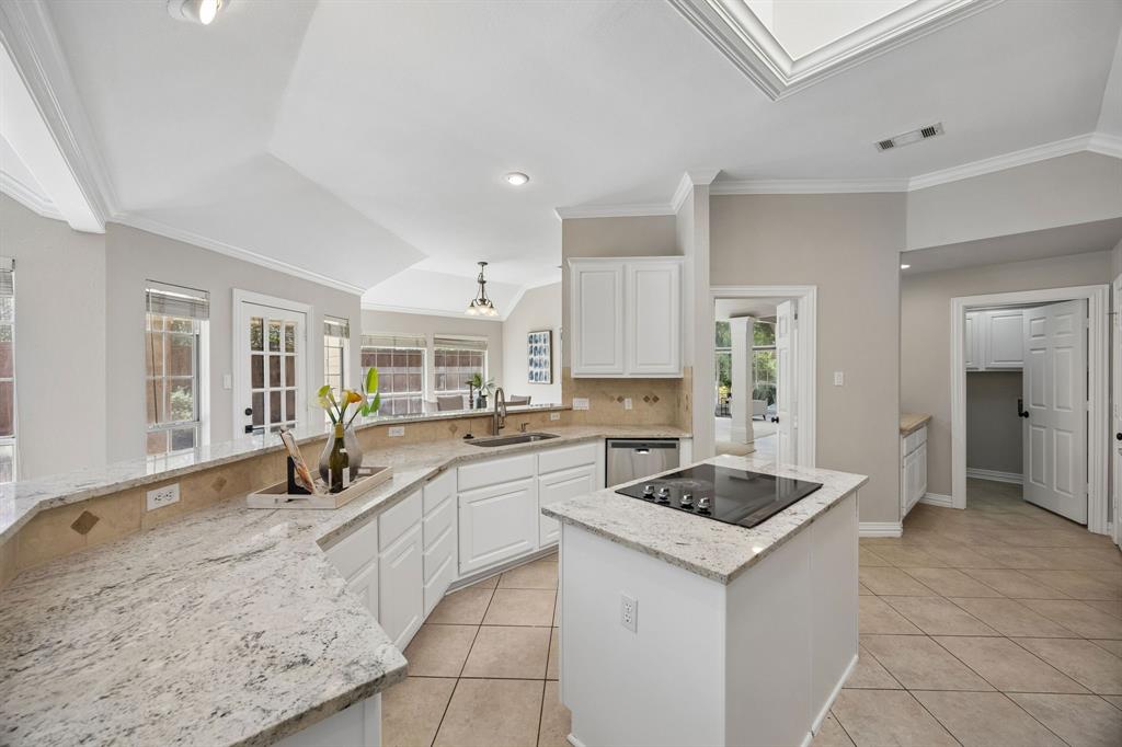 3700 Maywood Court Property Photo 10