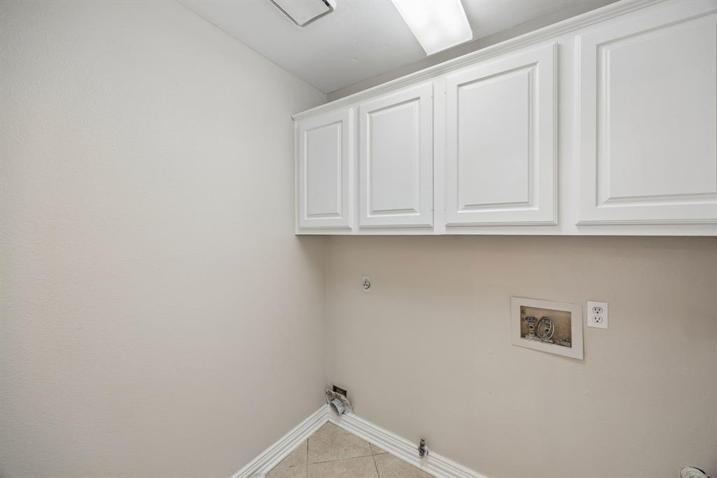 3700 Maywood Court Property Photo 19