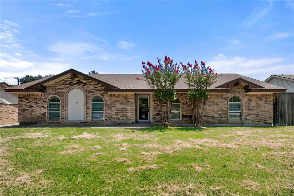 2001 San Jacinto Drive Property Photo 1