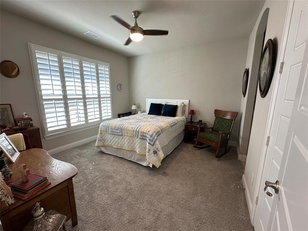 2805 Maverick Way Property Photo 5