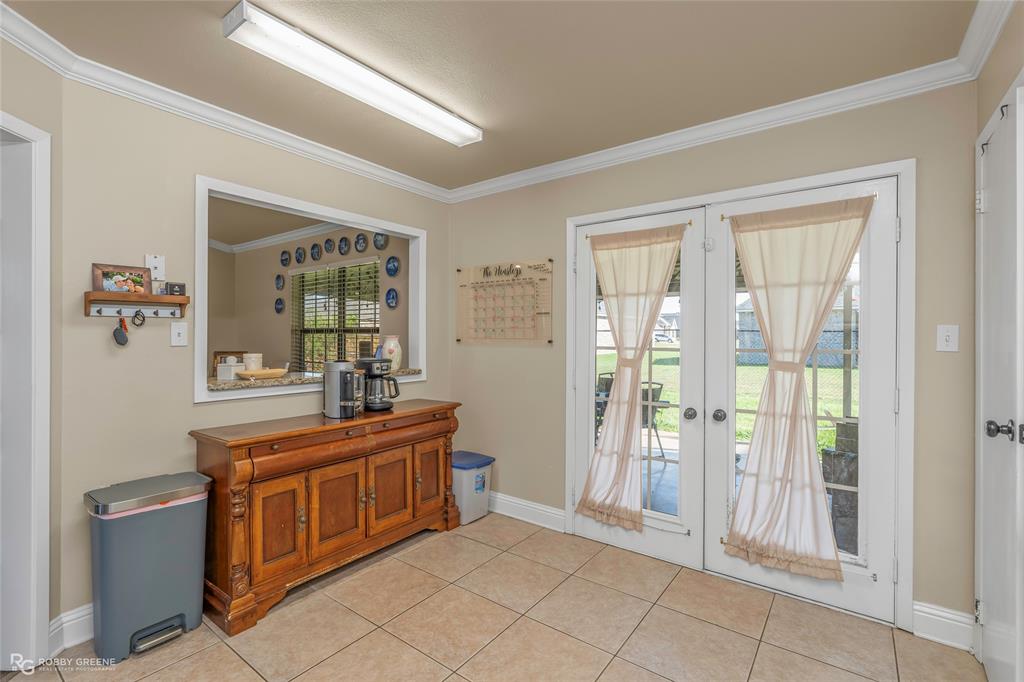 3120 Le Oaks Drive Property Photo 13