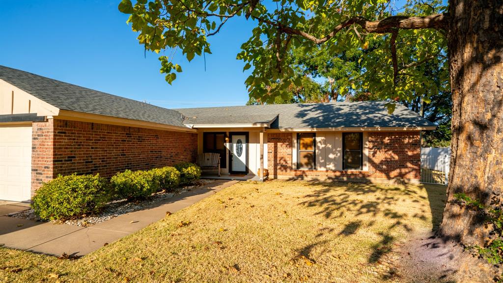 5325 Mission Circle Property Photo 1