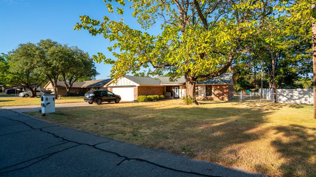 5325 Mission Circle Property Photo 5