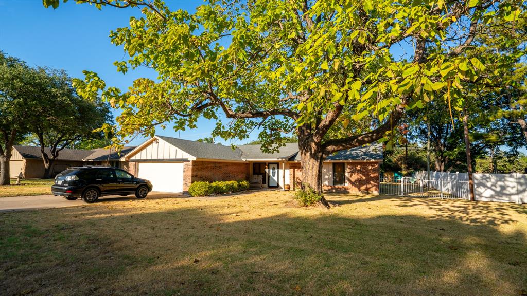 5325 Mission Circle Property Photo 6