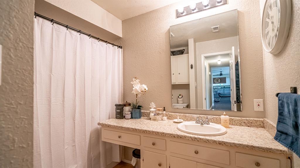 5325 Mission Circle Property Photo 22