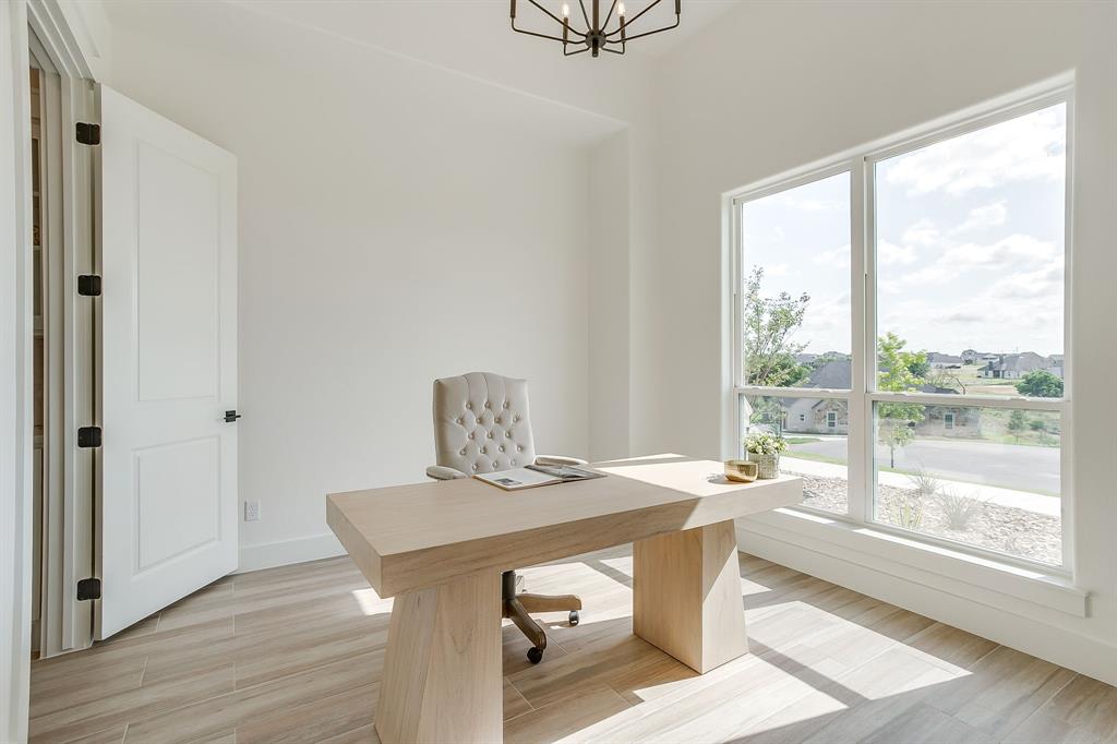 1038 Deer Island Court Property Photo 6