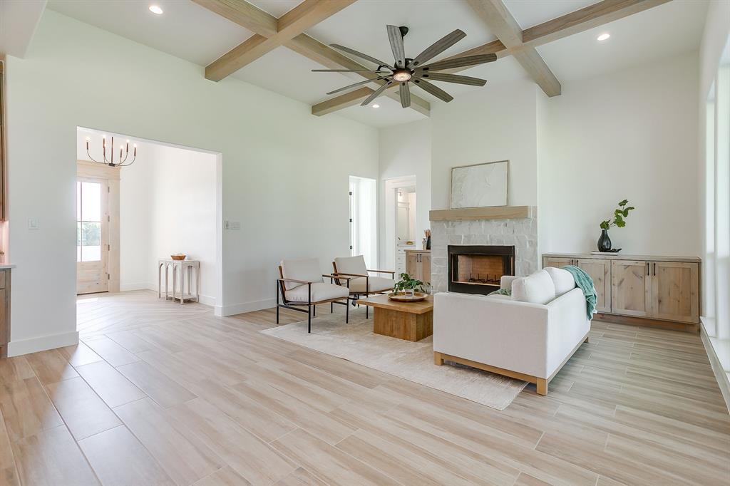 1038 Deer Island Court Property Photo 7