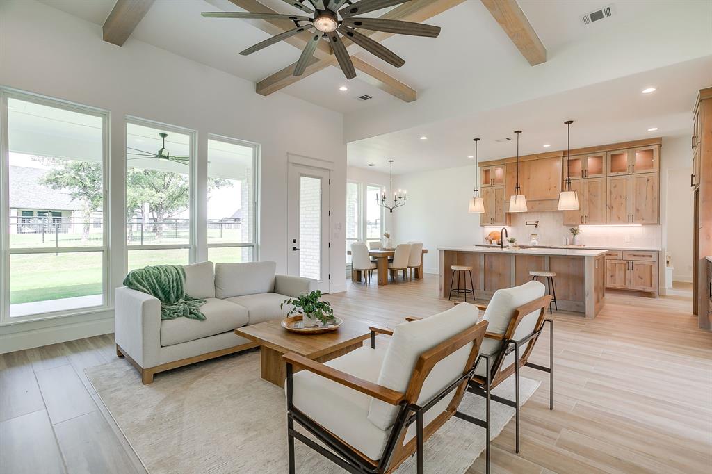 1038 Deer Island Court Property Photo 8