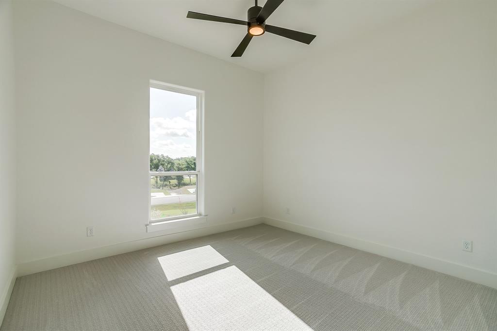 1038 Deer Island Court Property Photo 24