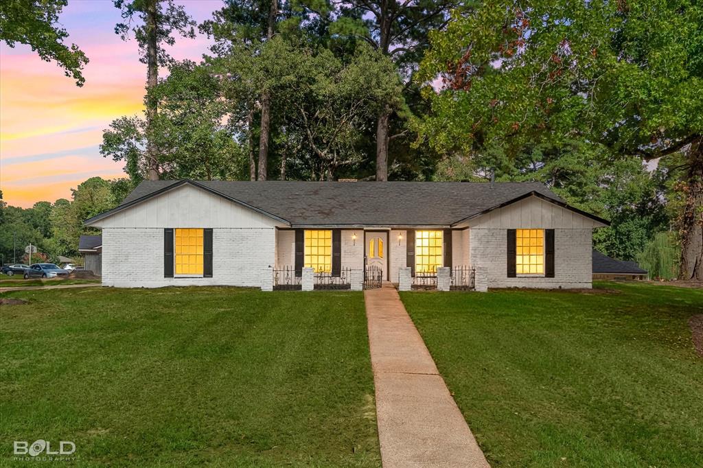 3212 Deerfield Drive Property Photo 1