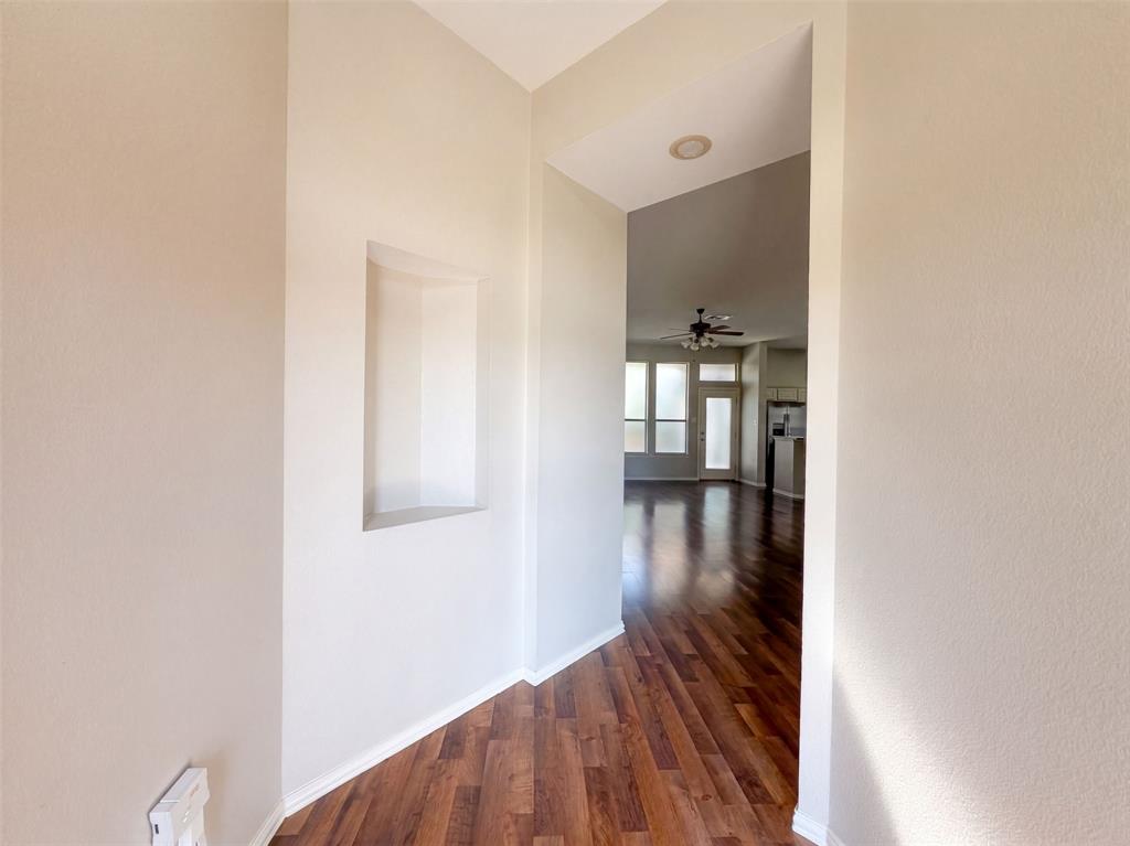 411 Tolleson Drive Property Photo 10