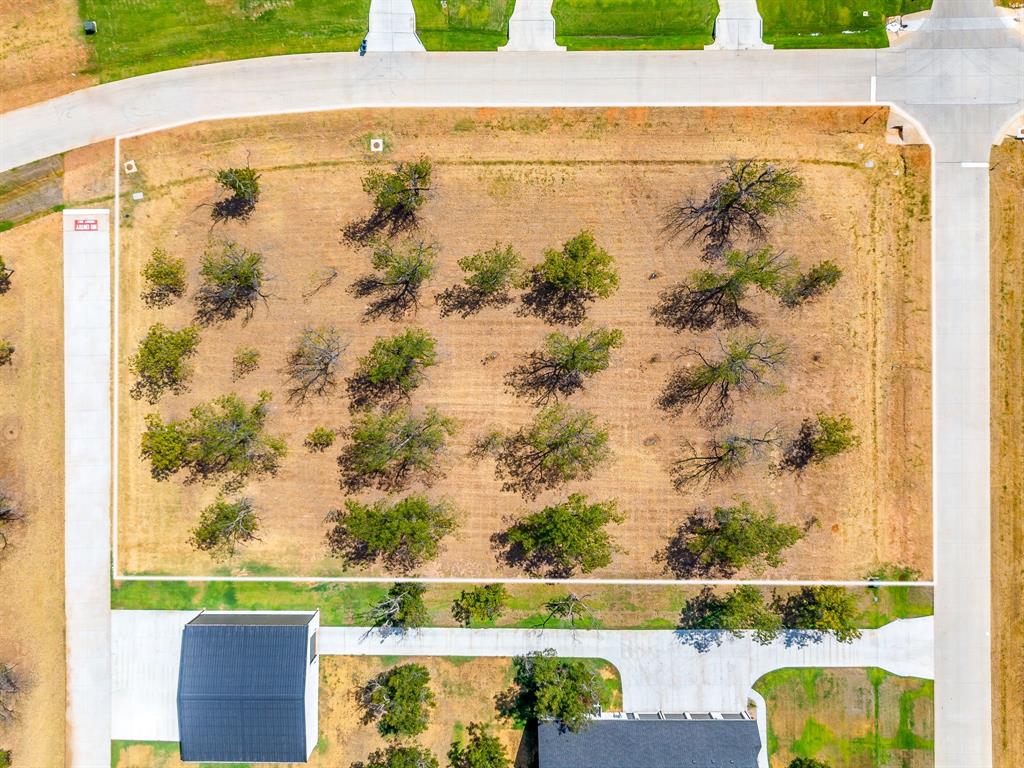1648 Earhart Drive Property Photo 2