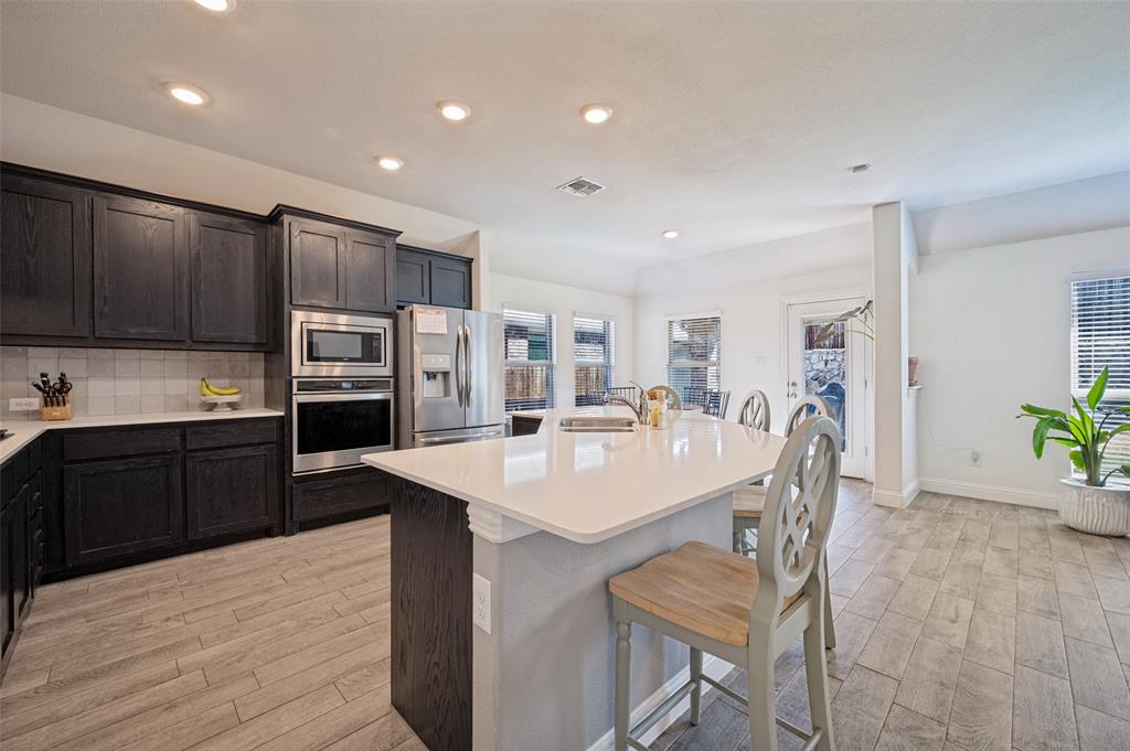 1429 Green Valley Way Property Photo 4