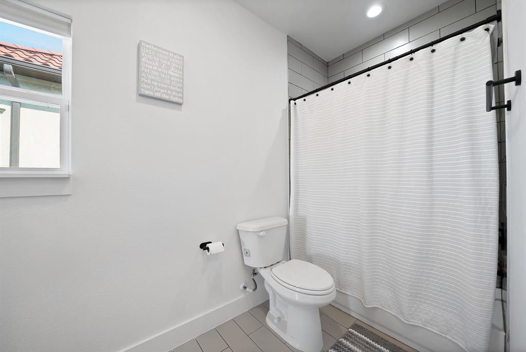 9037 Quarry Hill Court Property Photo 28
