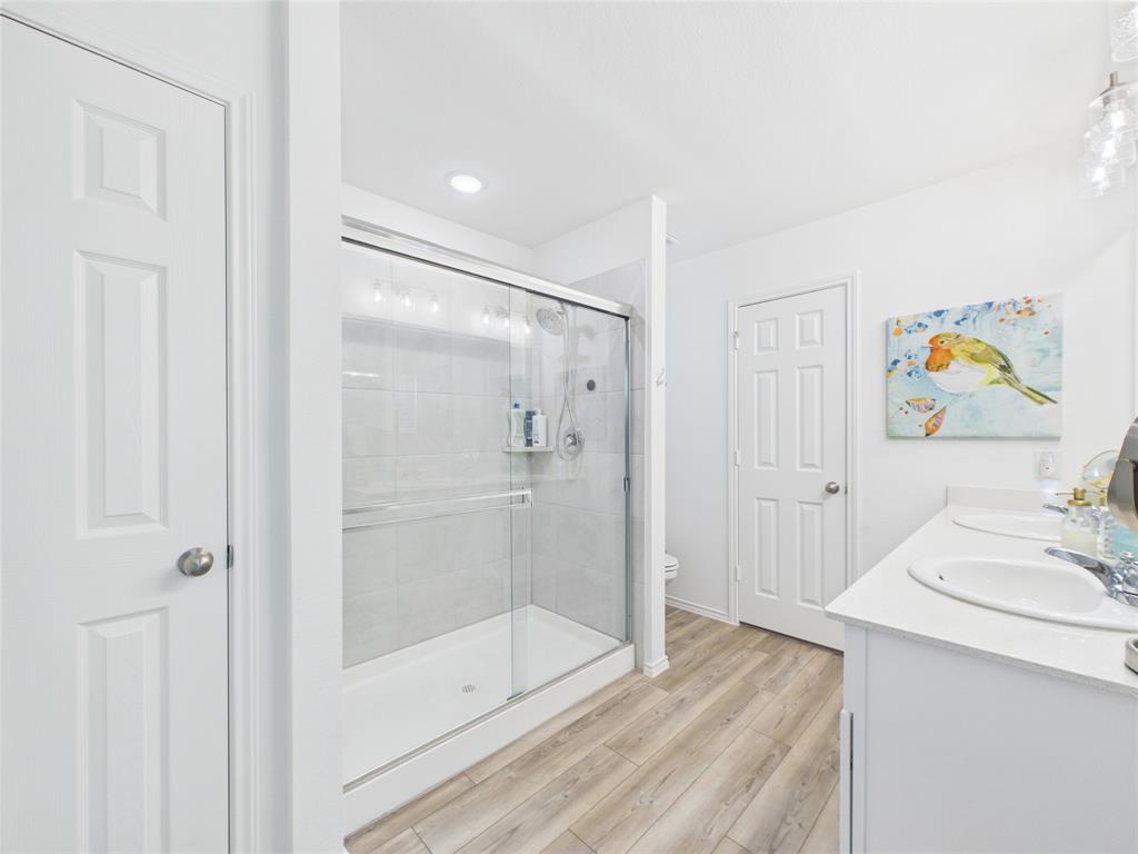 16039 Malaya Street Property Photo 17