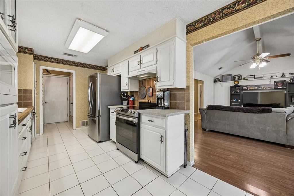5729 Sage Bloom Drive Property Photo 6