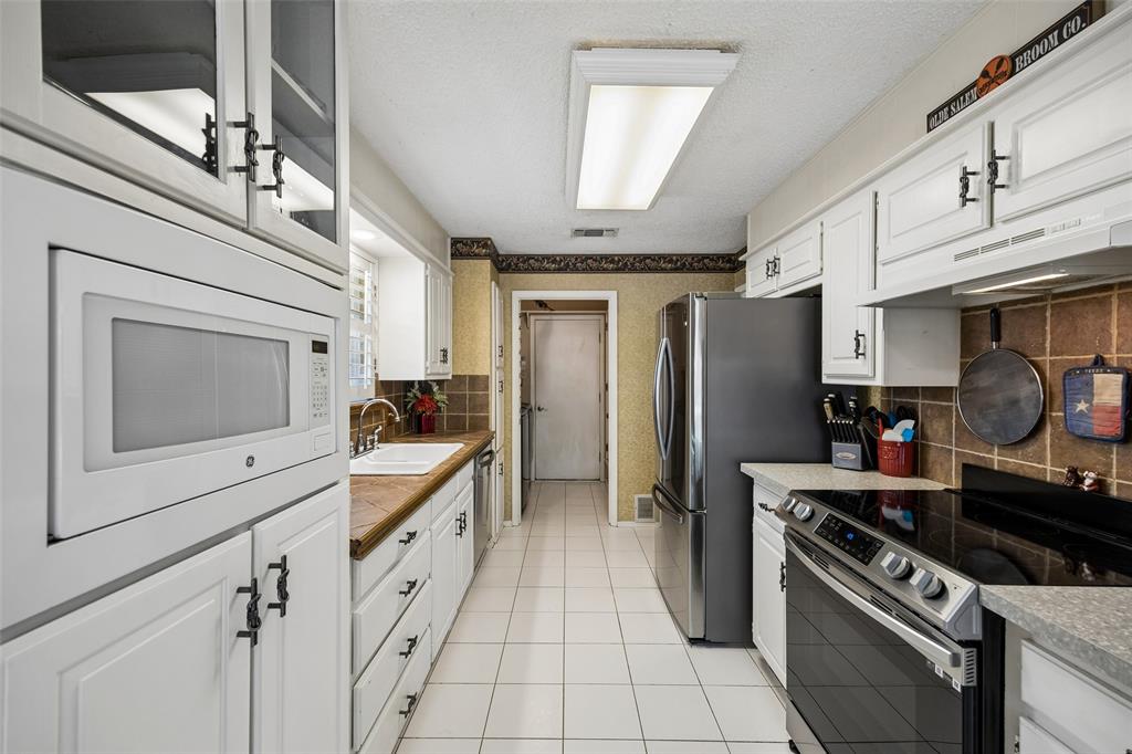 5729 Sage Bloom Drive Property Photo 12